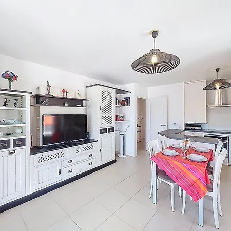 Daire Regatta-2 By Interhome