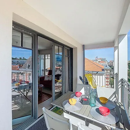 Regatta-2 By Interhome Daire